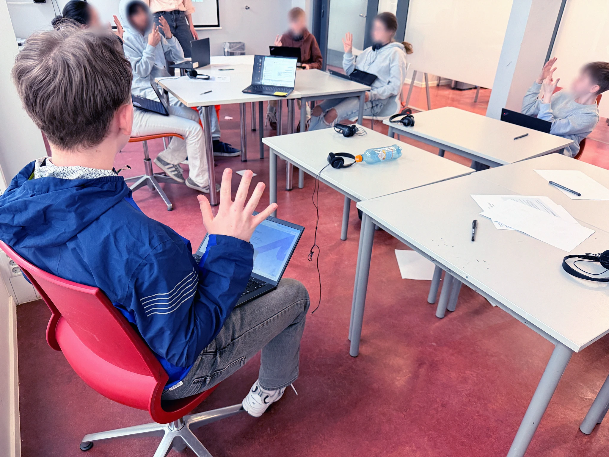 Elever i et klasserom som tester Lesespark
